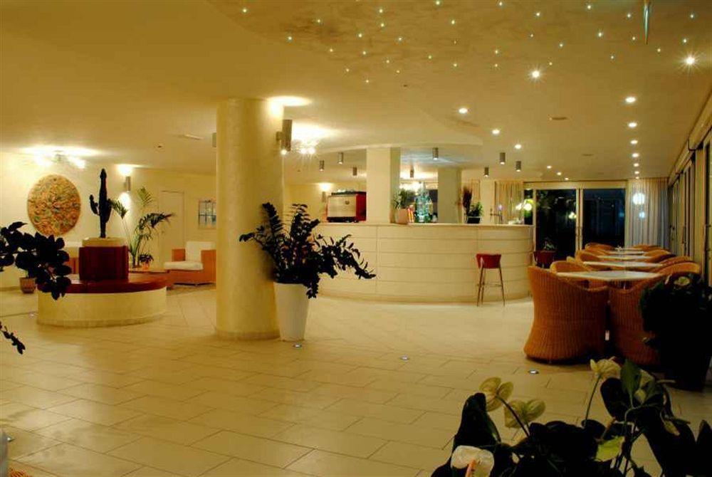 Hotel King - Azzurro Club Milano Marittima Exterior foto